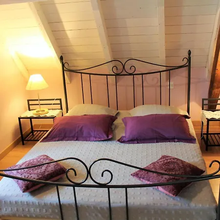 Сasa de vacaciones Maison Familiale Avec Piscine Pres De Bergerac, Ideale Pour Randos Et Visites Historiques - Fr-1-616-112